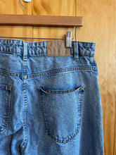 Load image into Gallery viewer, Size 10 Cotton On Blue Women's Jeans
