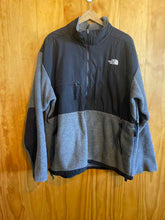 Load image into Gallery viewer, Size XL The North Face Men's Jacket
