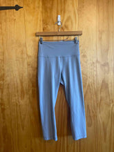 Load image into Gallery viewer, Size 9 Lululemon Light Blue Women&#39;s Leggings
