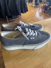 Load image into Gallery viewer, Women&#39;s Shoe Size 9 Vans Grey Casual Shoes
