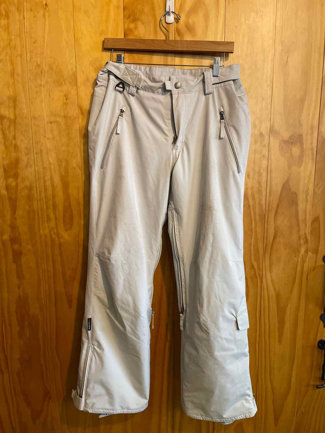 Size M Turbine White Women's Snow Pants