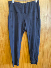 Load image into Gallery viewer, Size XL The North Face Black Women's Leggings
