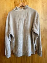 Load image into Gallery viewer, Size XL Arrowhead Men&#39;s Sweater &amp; Sweatshirt
