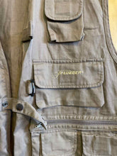 Load image into Gallery viewer, Pflueger Fishing Vest
