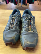 Load image into Gallery viewer, Women&#39;s Shoe Size 8.5 Salomon Blue Trail Running Shoes
