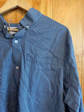 Load image into Gallery viewer, Size XL Duluth Trading Men&#39;s Long Sleeve Shirt
