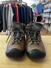 Load image into Gallery viewer, Women's Shoe Size 7 Keen Brown Hiking Boots
