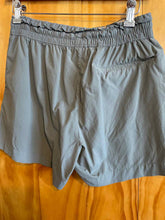 Load image into Gallery viewer, Size Small REI Olive Women's Shorts
