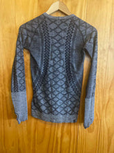 Load image into Gallery viewer, Lululemon Black Women's Long Sleeve Shirt
