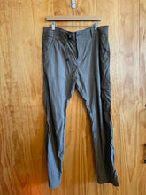 Load image into Gallery viewer, Size 36x32 Prana Men&#39;s Pants
