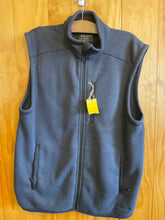 Load image into Gallery viewer, Size Large Filson Men's Vest
