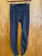 Load image into Gallery viewer, Lululemon Black Women's Leggings

