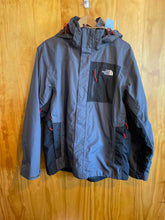 Load image into Gallery viewer, Size L North Face Men's Winter Jacket
