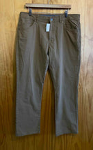 Load image into Gallery viewer, Size 34 G.H. Bass &amp; Co Men&#39;s Pants
