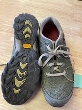 Load image into Gallery viewer, Women's Shoe Size 9 Ahnu Green Women's  Casual Shoes
