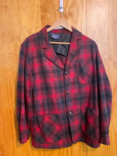 Load image into Gallery viewer, Size S Pendleton Men&#39;s Flannel
