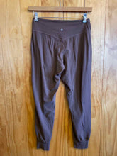 Load image into Gallery viewer, Size Unknown Lululemon Brown Women's Sweatpants
