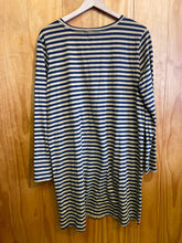 Load image into Gallery viewer, Size L Toad &amp; Co Yellow Dress
