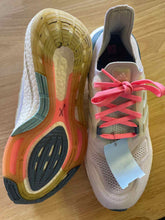 Load image into Gallery viewer, Women&#39;s Shoe Size unknown Adidas White Running Shoes
