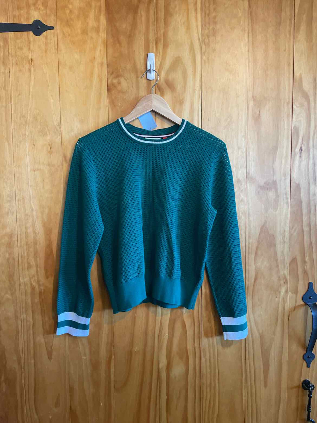 Size L Wilson Green Women's Long Sleeve Shirt