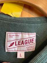 Load image into Gallery viewer, Size Large 91 League Men's Sweater &amp; Sweatshirt
