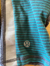 Load image into Gallery viewer, Lululemon Gloves
