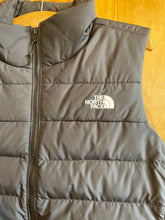Load image into Gallery viewer, The North Face Black Women's Vest
