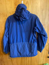 Load image into Gallery viewer, Size M Mountain Hardwear Men&#39;s Winter Jacket
