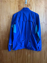 Load image into Gallery viewer, Women Size Medium The North Face Blueberry Women&#39;s Light Jacket
