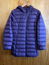 Load image into Gallery viewer, Women Size Medium Eddie Bauer Purple Women's Light Jacket
