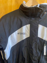 Load image into Gallery viewer, Women Size M Columbia Black and White Women&#39;s Winter Jacket
