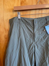 Load image into Gallery viewer, Size 14 Guide Series Olive Women&#39;s Hiking Pants
