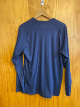 Load image into Gallery viewer, Size L Patagonia Men&#39;s Long Sleeve Shirt
