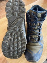 Load image into Gallery viewer, 12 Merrell Men&#39;s Hiking Boots
