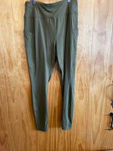 Load image into Gallery viewer, Size Medium Alaskan Hardgear Olive Women's Leggings
