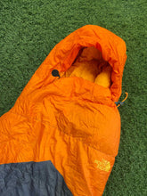Load image into Gallery viewer, The North Face Sleeping Bag
