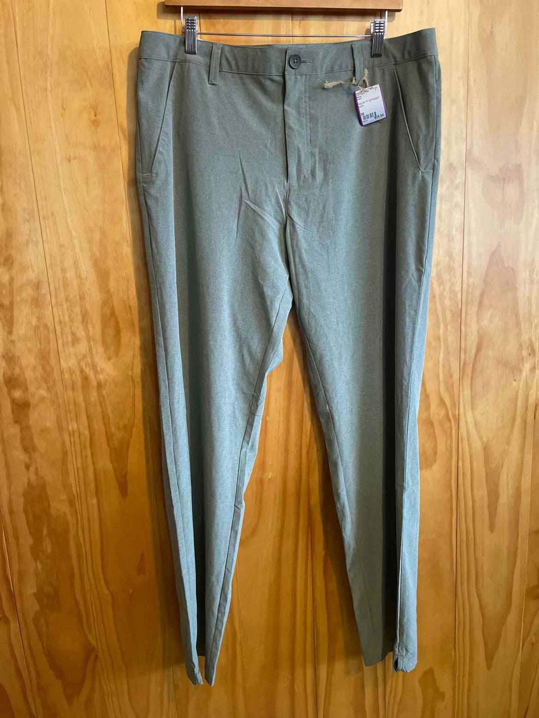 Size 36 Oakley Men's Pants