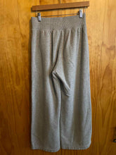 Load image into Gallery viewer, Size Small Nike Grey Women's Sweatpants

