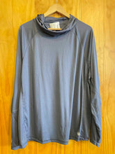 Load image into Gallery viewer, Size XL REI Men's Long Sleeve Shirt
