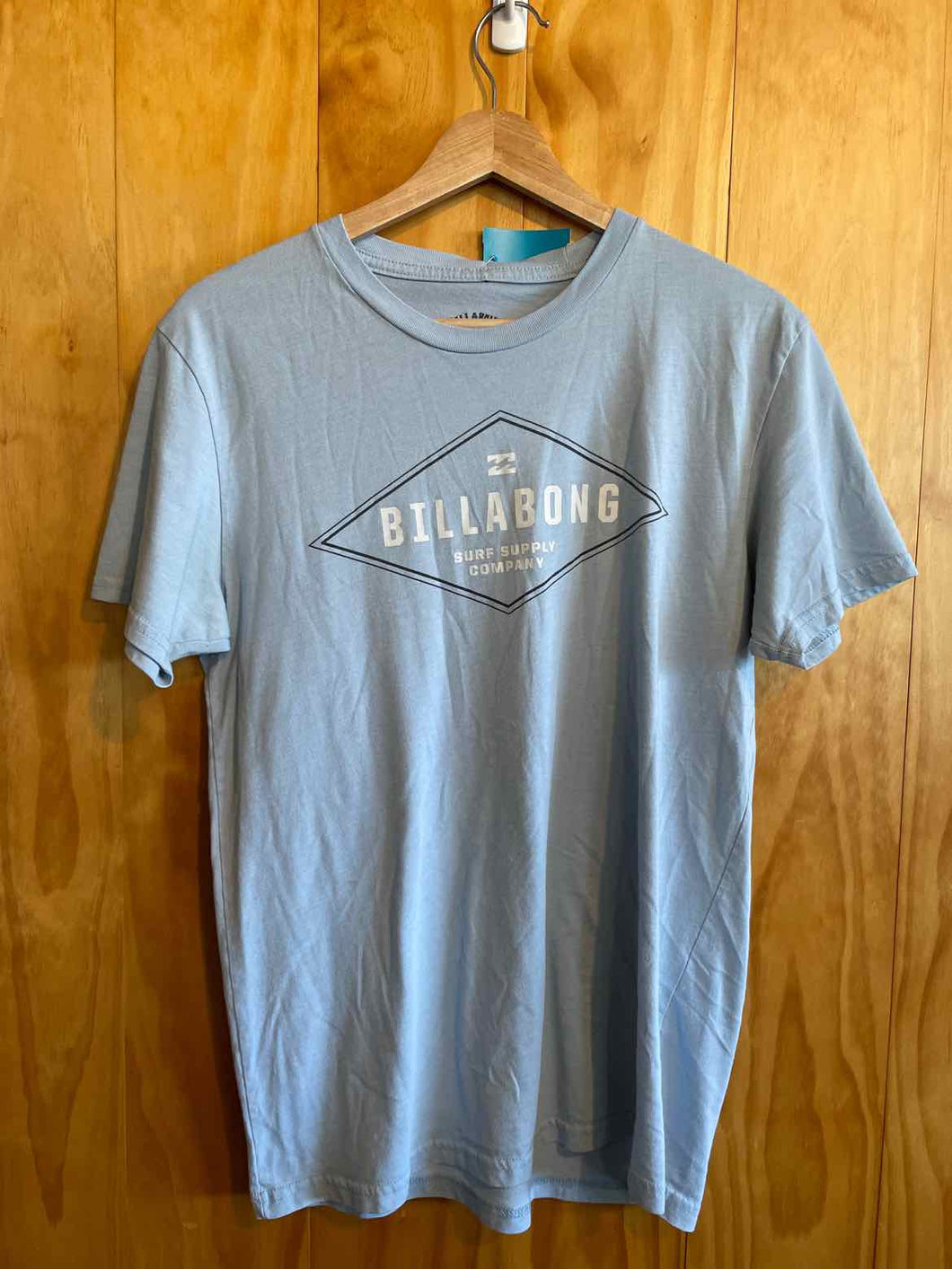Size M Billabong Light Blue Women's Short Sleeve Shirt