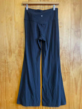 Load image into Gallery viewer, Size Small Athleta Black Women's Leggings

