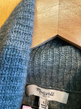 Load image into Gallery viewer, Size Small Madewell Green Women's Long Sleeve Shirt
