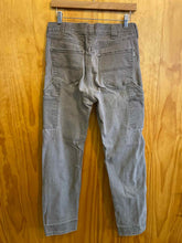 Load image into Gallery viewer, Size 32 Gravel Gear Men's Pants
