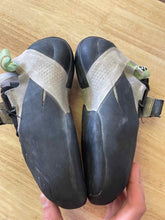 Load image into Gallery viewer, Adidas Shoes
