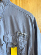 Load image into Gallery viewer, Size Unknown Columbia Men's Short Sleeve Shirt

