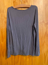 Load image into Gallery viewer, Size Large Duluth Trading Grey Women's Long Sleeve Shirt

