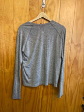 Load image into Gallery viewer, Lululemon Heather Women's Long Sleeve Shirt
