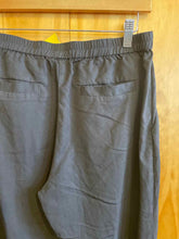 Load image into Gallery viewer, Size Medium Marine Layer Black Women's Pants
