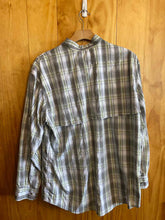 Load image into Gallery viewer, Size XL L.L. Bean Men&#39;s Long Sleeve Shirt
