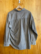 Load image into Gallery viewer, Size L NWT Men's Long Sleeve Shirt
